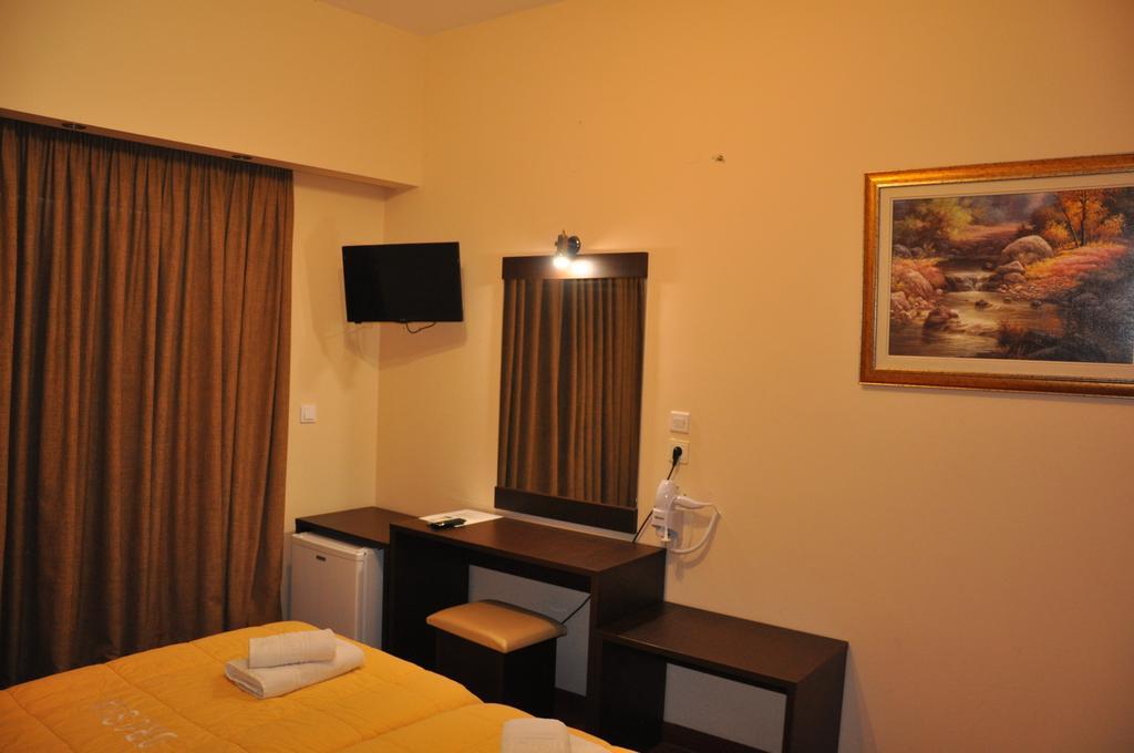 Hotel Drosia Messíni المظهر الخارجي الصورة